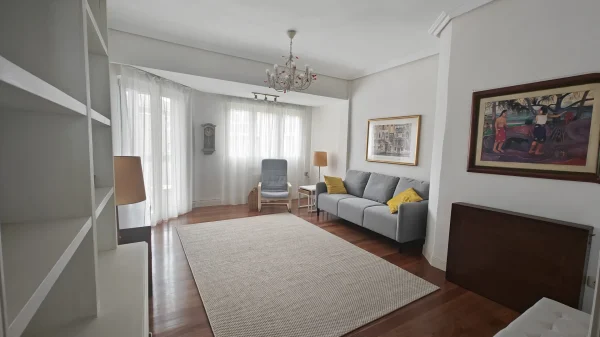 Plaza Eliseo Migoya 14-39